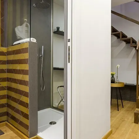 Uflat شقة