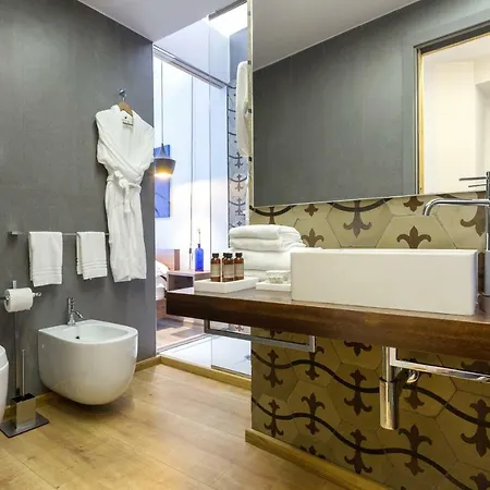 Uflat * كاتانيا